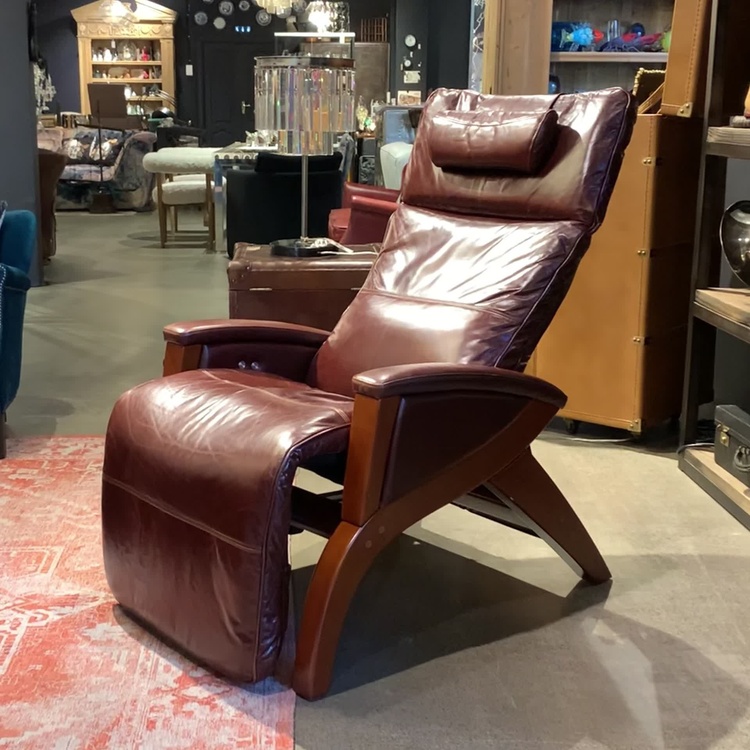 Массажное кресло Космическая Одиссея Cosmic Odyssey Massage Chair