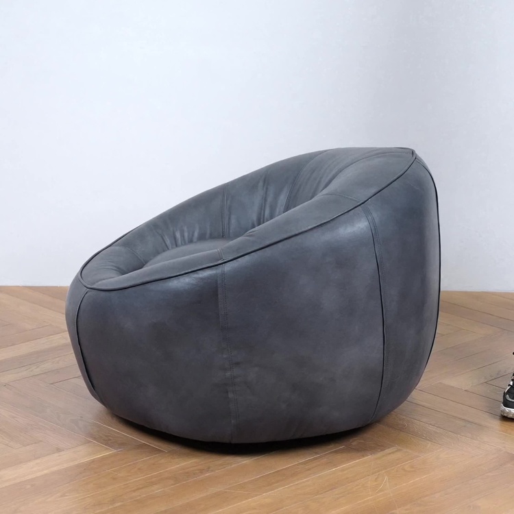 Вращающееся кресло Метц Metz Swivel Chair RM