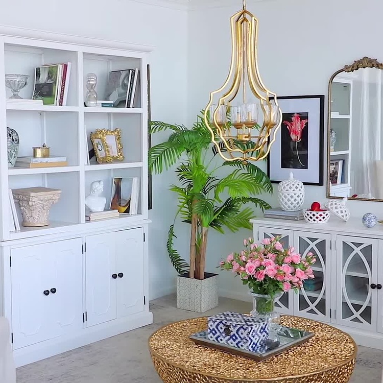 Набор из двух зеркальных декоративных панелей с чёрными узорами в антикварном стиле Set Of 2 Mirror Wall Decor Black