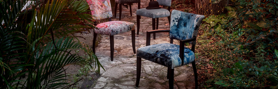 2023-11-06_Designer-chairs
