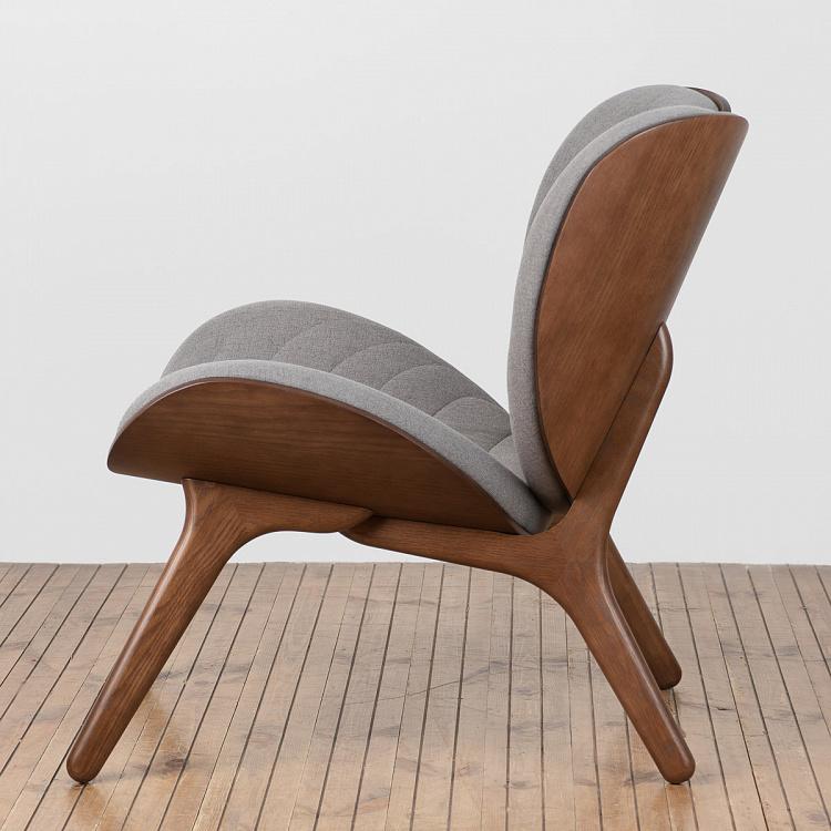 Низкое кресло Разговор, тёмные ножки A Conversation Piece Lounge Chair Low, Dark Oak