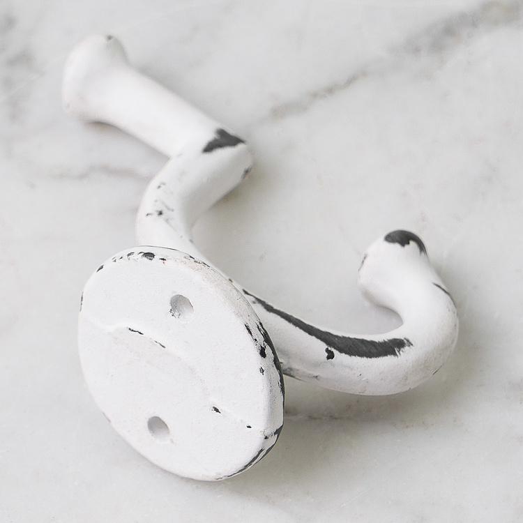 Двухрожковый белый потёртый крючок в стиле шебби-шик Shabby Chic Distressed White Cast Iron Hook