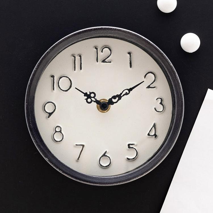 Magnetized Clock Small