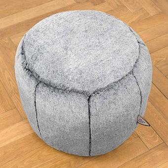 Пуфик Alaska Round Pouf Small искусственный мех Mongolia Cream - ракурс 4