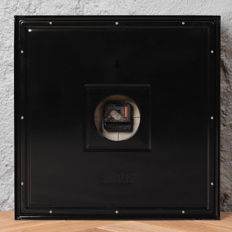 Чёрные квадратные настенные часы Смитс Black Smiths Square Clock