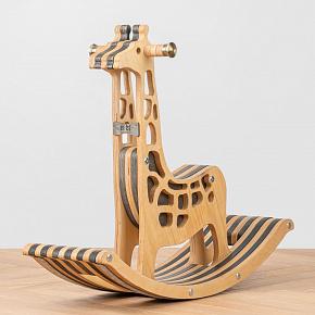 Giraffe Rocking Chair Light Oil