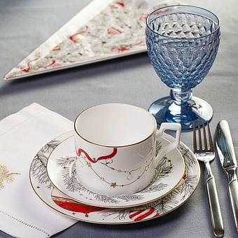 Чайная пара New Year Pine Tea Cup And Saucer