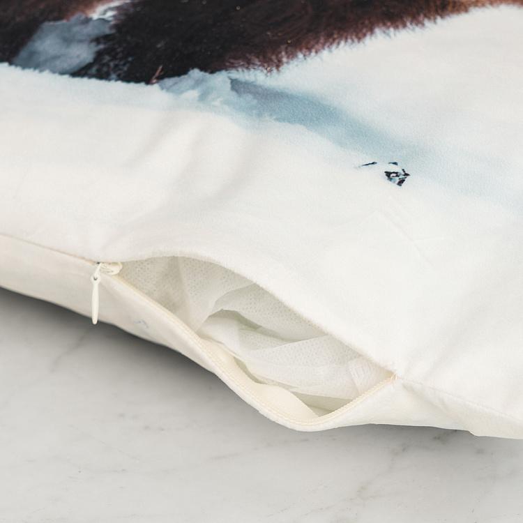 Декоративная подушка Медведь в снегу Bear In Snowy Landscape Cushion