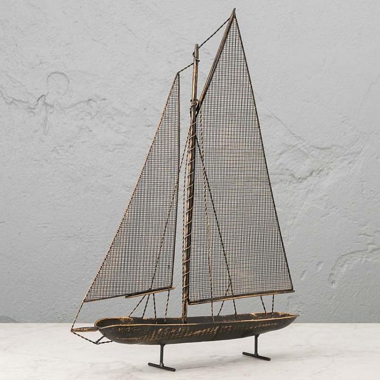 Статуэтка Лодка с сетчатыми парусами Boat With Mesh Sails