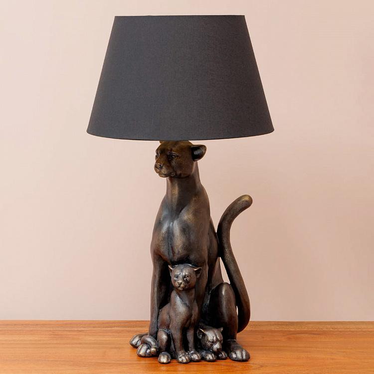 Настольная лампа с серым абажуром Пантера с котятами Panther With Her Baby Table Lamp With Shade