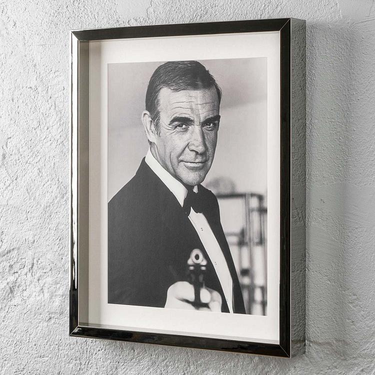 Goldfinger, Chelsea Frame