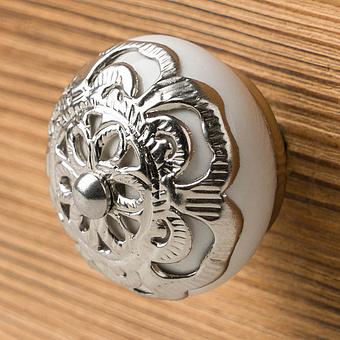 Romance Ceramic Knob