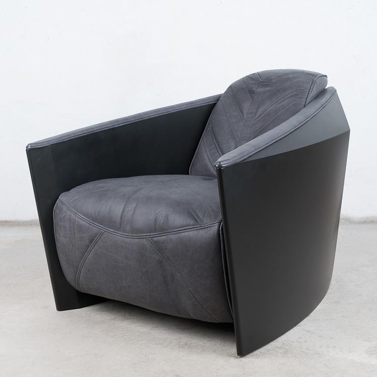 Кресло Титан, матовая черная сталь Titan Armchair, Matt Black Steel