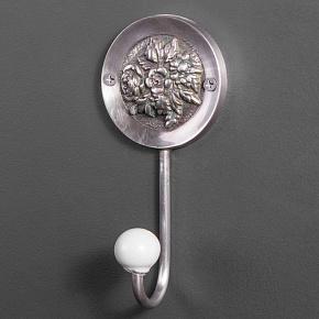 Robe Hook With Flowers