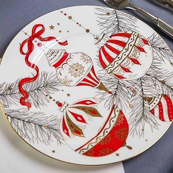 Тарелка New Year Balls Dessert Plate