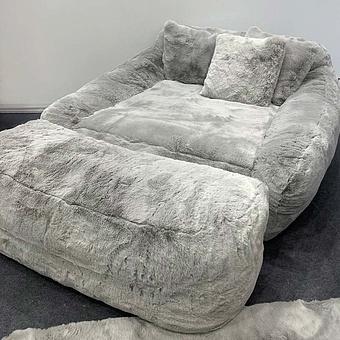 Декоративная подушка Alaska Square Cushion Medium искусственный мех Big Bear Grey - ракурс 2
