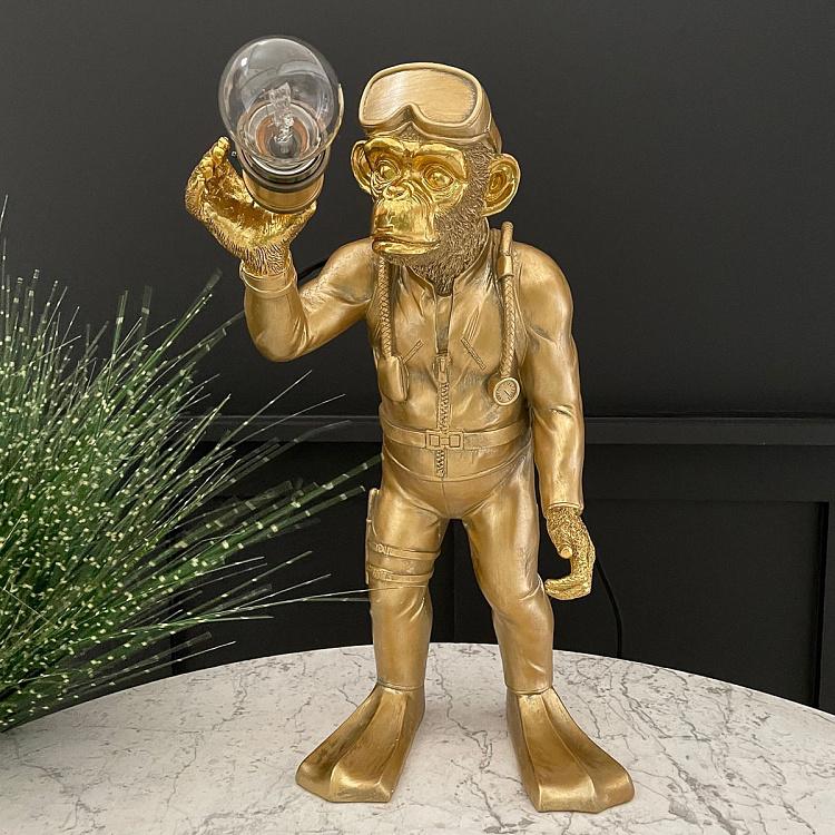 Настольная лампа Дайвер Дэн золотого цвета Table Lamp Golden Diver Dan