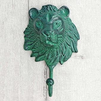 Lion Hook Green