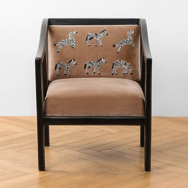 Кресло бархатное Сафари Embroidered Armchair