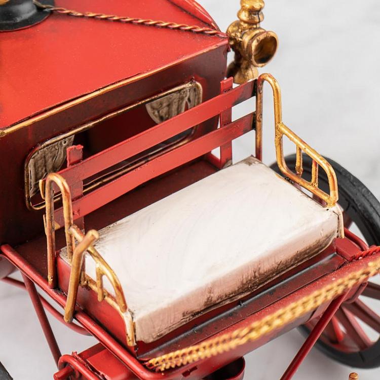 Новогодняя фигурка Красная карета Metal Carriage Red 32 cm