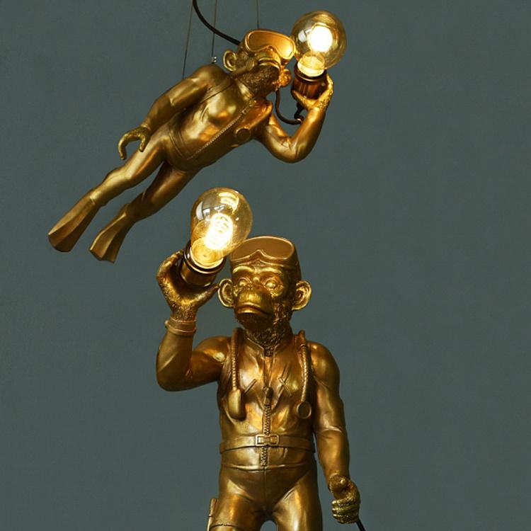 Настольная лампа Дайвер Дэн золотого цвета Table Lamp Golden Diver Dan