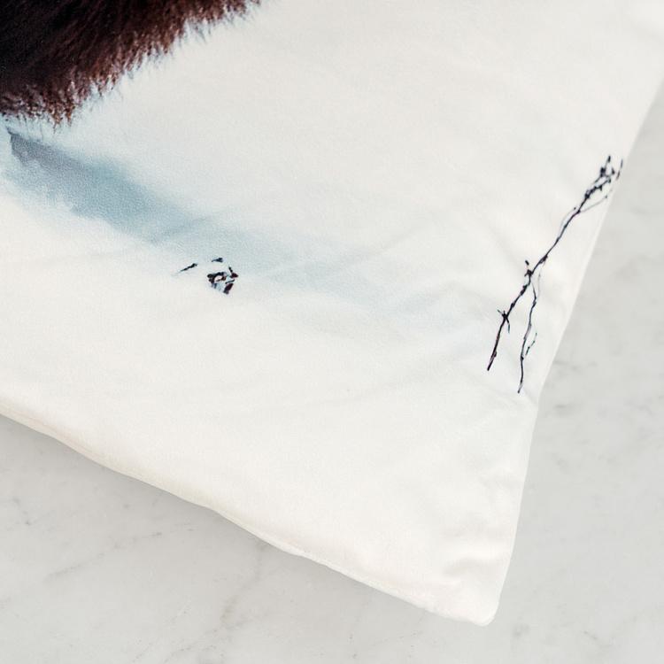 Декоративная подушка Медведь в снегу Bear In Snowy Landscape Cushion