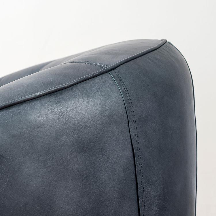 Вращающееся кресло Метц Metz Swivel Chair RM