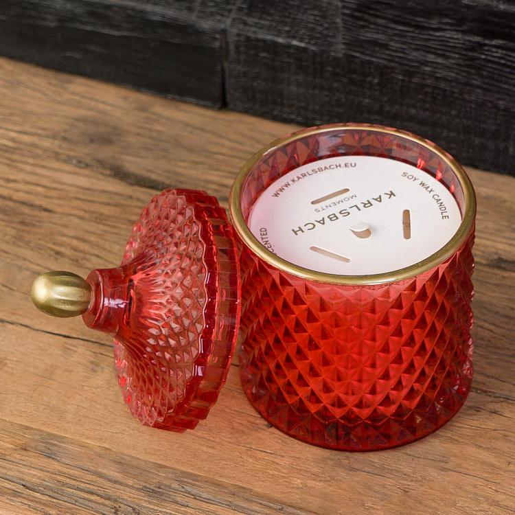 Арома-свеча в красном фасетном стакане Фиолетоволистная роза, L Aroma Candle In Red Faceted Glass Berry Rose Large