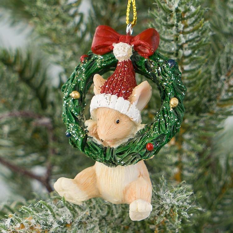 Xmas Mouse Hanging In Wreath 6 cm