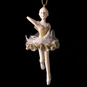 Winter Carousel Tiny Ballerina 2 Cream 9 cm