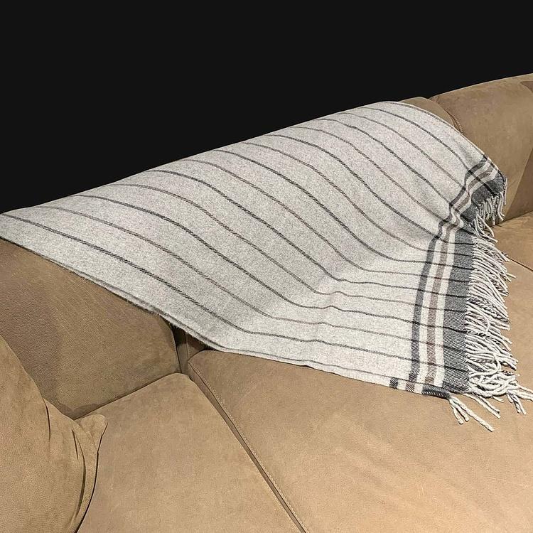 Чёрно-серый шерстяной плед Анды, 150x200 см Andes Plaid Grey Black 150x200 cm