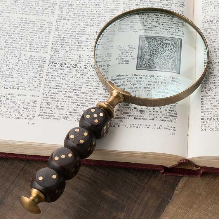 Magnifier With Wooden Dices Handle