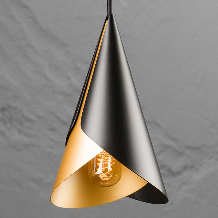 Чёрно-латунный подвесной светильник Рожок на чёрном проводе Cornet Black Brass With Black Cord