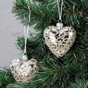 Set Of 2 Xmas Hearts With Beads 9 cm