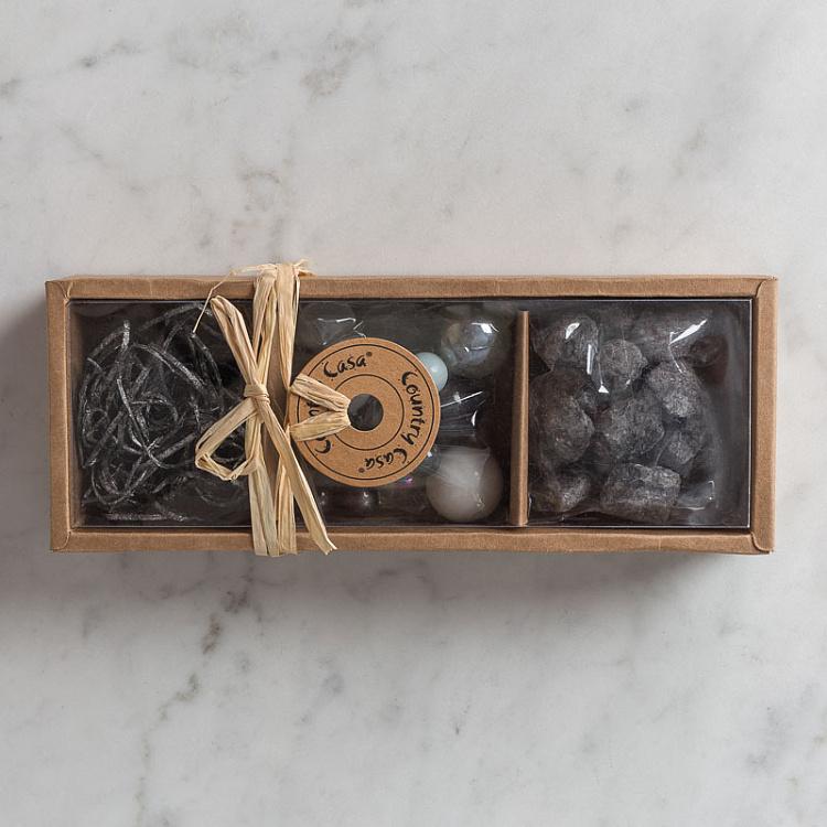 Украшение для интерьера (стеклянные шарики, камни и щепки) Kraft Box With Glass Bowls, Silver Stones And Wood Chips