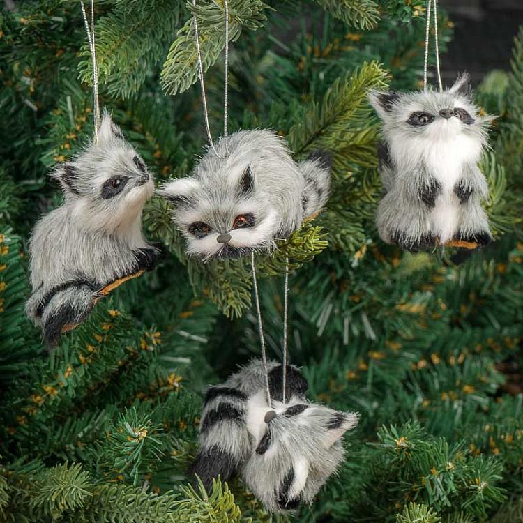 Набор из четырёх ёлочных игрушек Еноты Set Of 4 Raccoons 7,5 cm