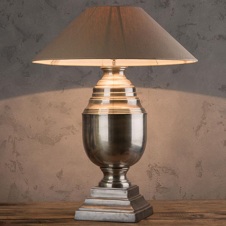Настольная лампа с бежевым льняным абажуром Кубок XL Table Lamp Trophy Tarnished Silver XL With Shade Hemp Sand Coolie