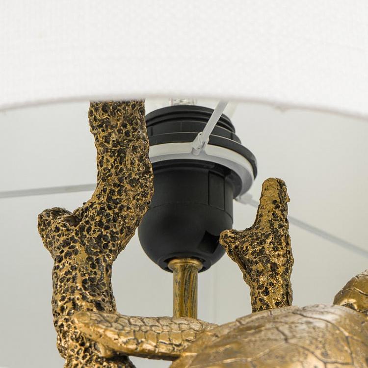 Настольная лампа с белым абажуром Золотые черепахи Swimming Golden Turtles Lamp With White Shade