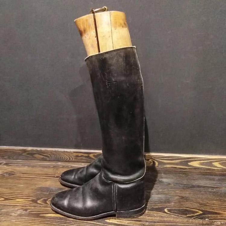 Винтажные сапоги для верховой езды 8 Vintage Black Riding Boots With Shoe Lasts 8