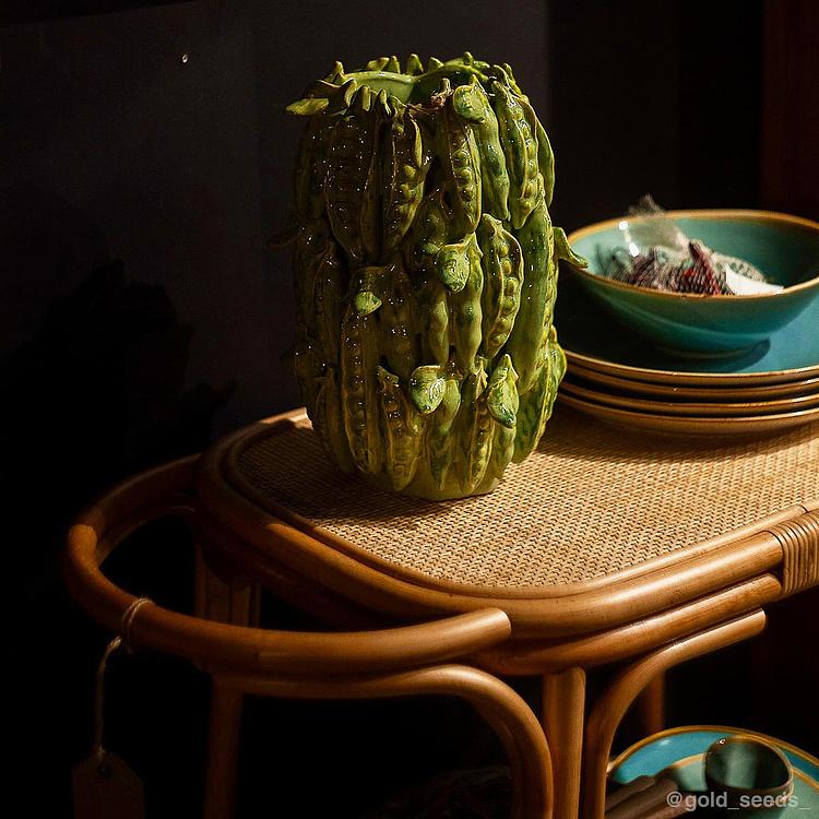 Зелёная узкая ваза Стручки гороха Peapod Green Vase Thin