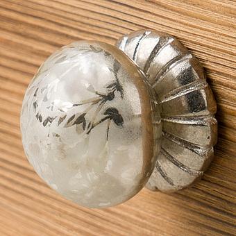 Venetian Style Knob