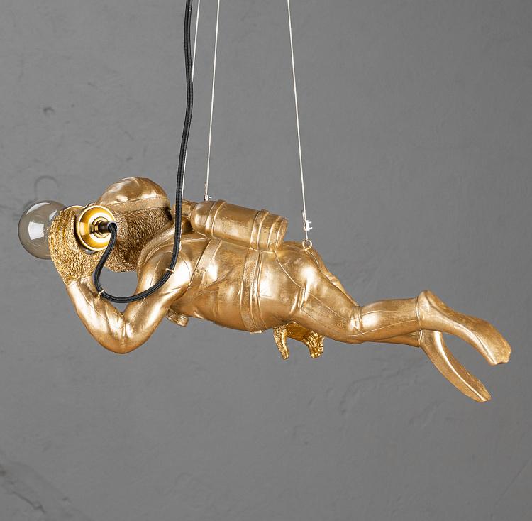 Подвесной светильник Дайвер Дэйв золотого цвета Ceiling Lamp Golden Diver Dave