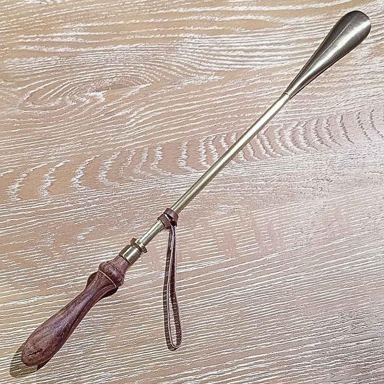 Ложка для обуви с деревянной ручкой дисконт3 Shoe Horn With Leather Handle discount3