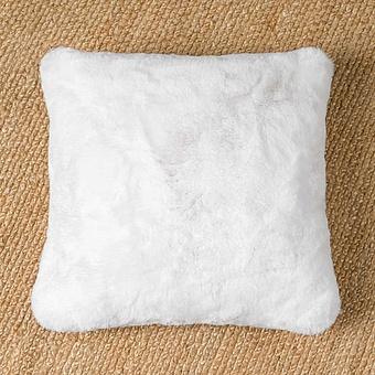 Декоративная подушка Alaska Square Cushion Medium искусственный мех Big Bear Grey - ракурс 2