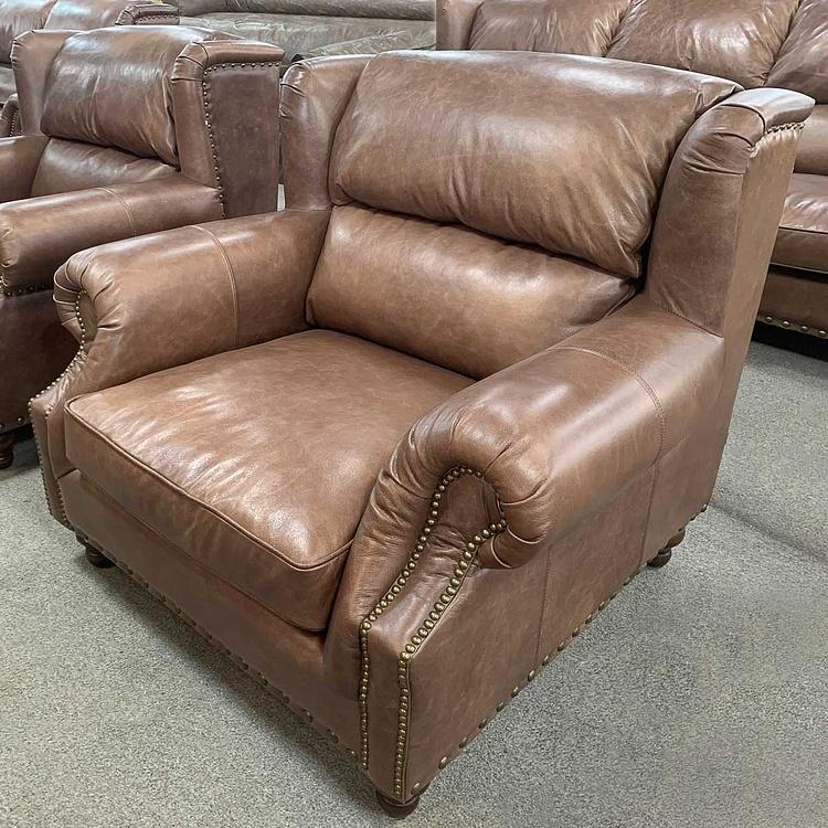 Кресло Churchill Armchair RM натуральная кожа Brown Franco - ракурс 2