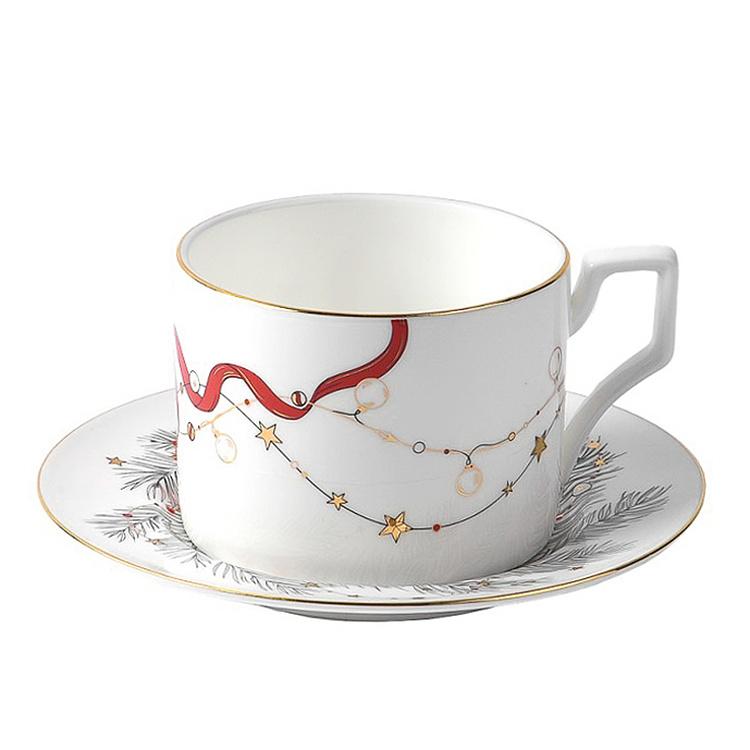 Чайная пара Новогодняя с красной лентой на чашке New Year Pine Tea Cup And Saucer