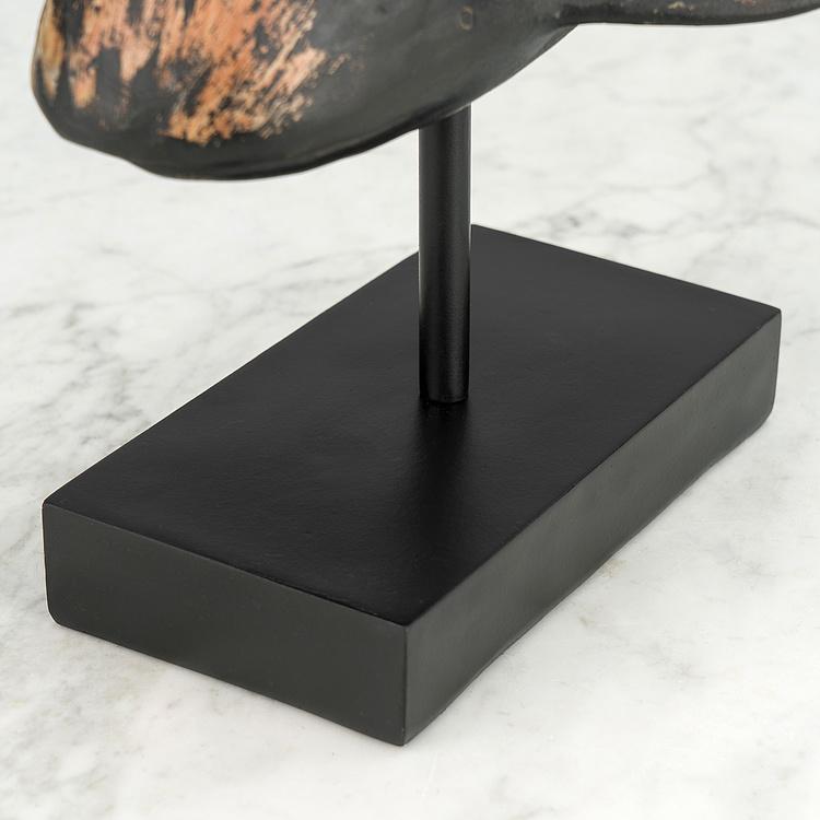 Статуэтка на подставке Две чёрные рыбы Black Fish On Base