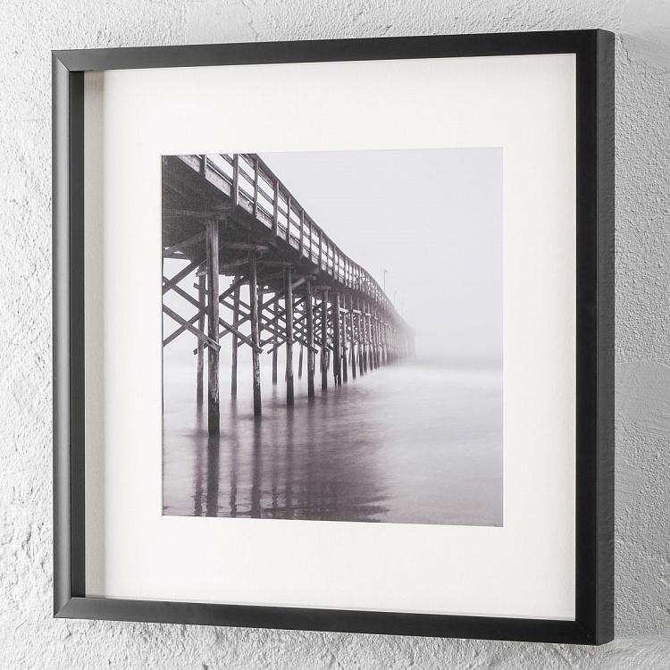 Pier 2, Black Box Frame