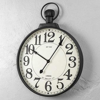 67 Bailey St. London Wall Clock