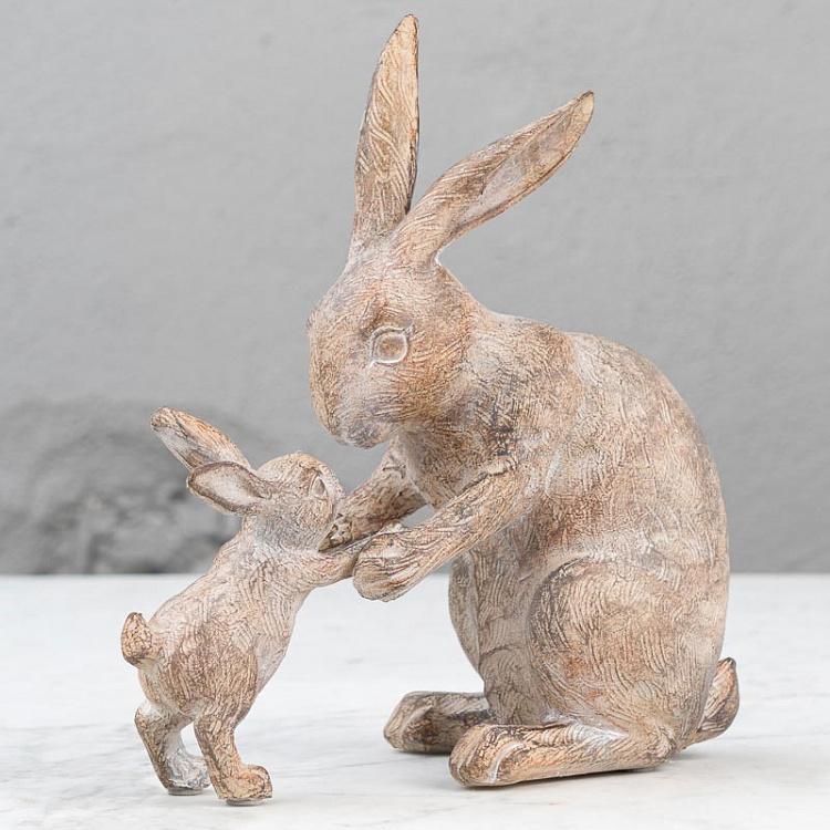 Статуэтка Кролик и крольчонок Rabbit Holding Baby